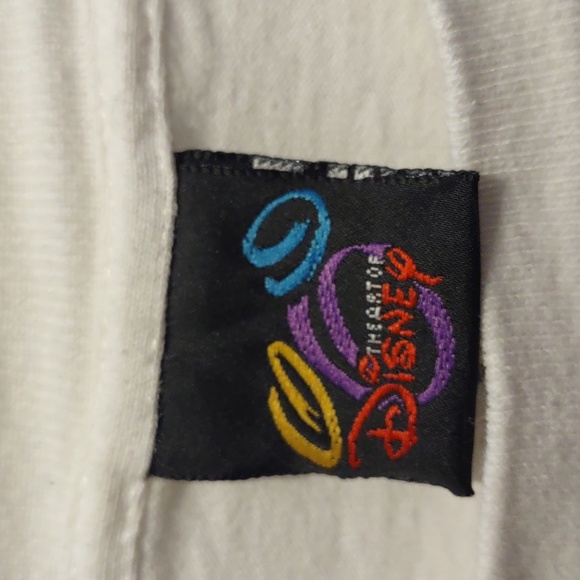 Authentic Disney T-Shirt - Picture 2 of 4